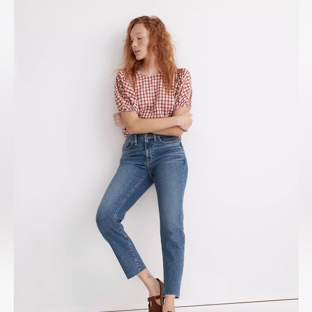 Madewell 	
the girljean in clevedon wash: raw hem edition size 29